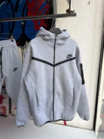 NIKE Grey Tracksuit - Image 3